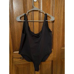 SKIMS Essential Scoop Neck Bodysuit